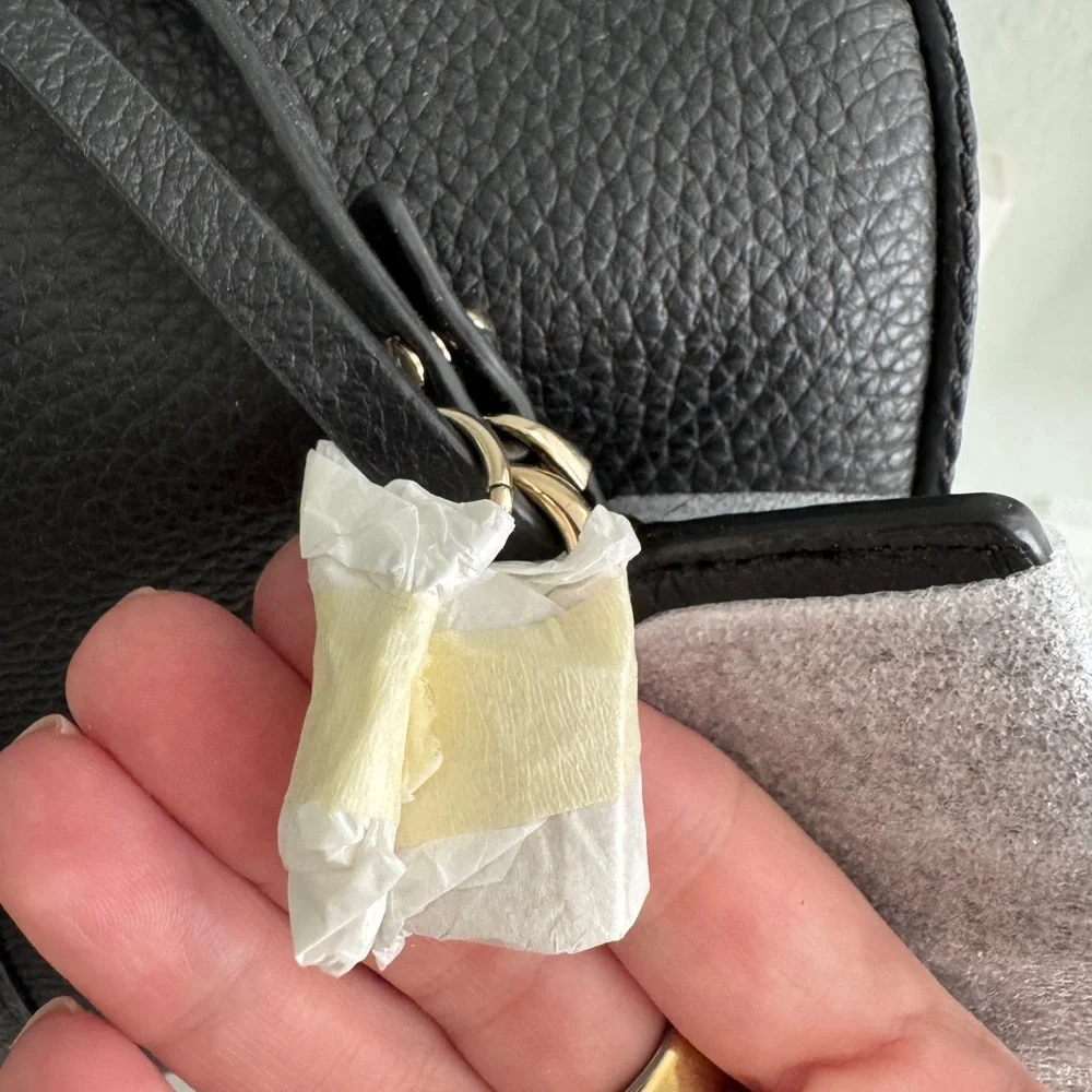 RARE NWT Henri Bendel Noho Overnight bag - black pebbled leather. - Picture 7 of 9